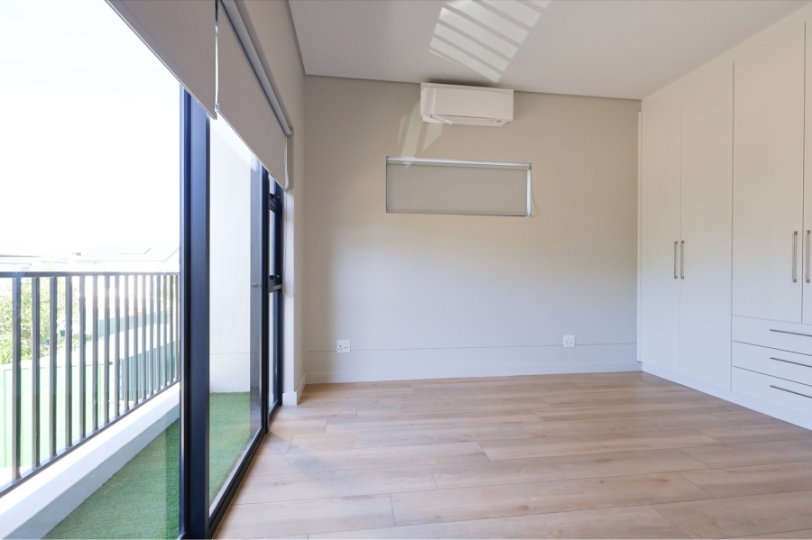 To Let 3 Bedroom Property for Rent in Lemoenkloof Western Cape